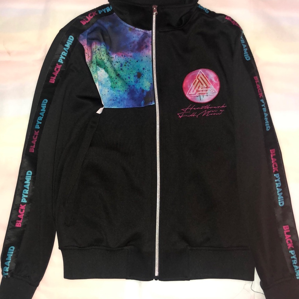 Black Pyramid Zip Up Jacket